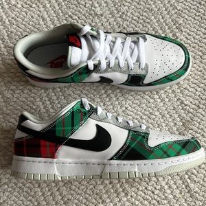 Nike Dunk Low Tartan Plaid sz10